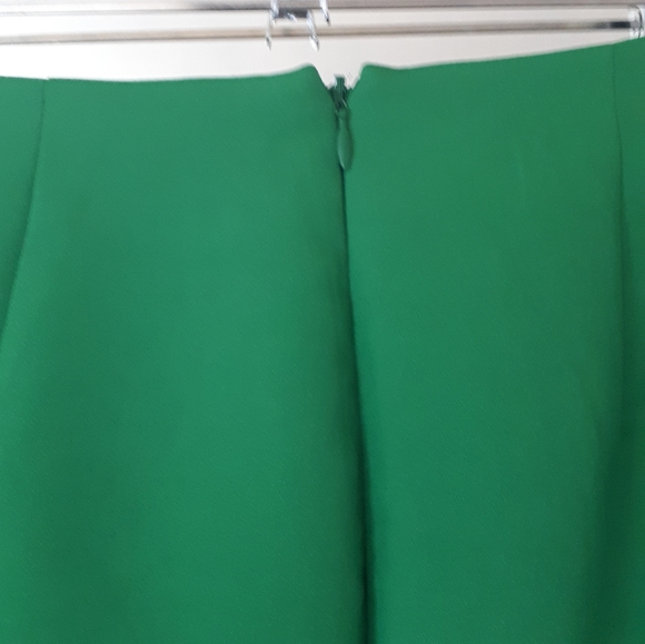 Cameo green mini skirt with pleat front faux wrap detail size XS - Picture 6 of 9
